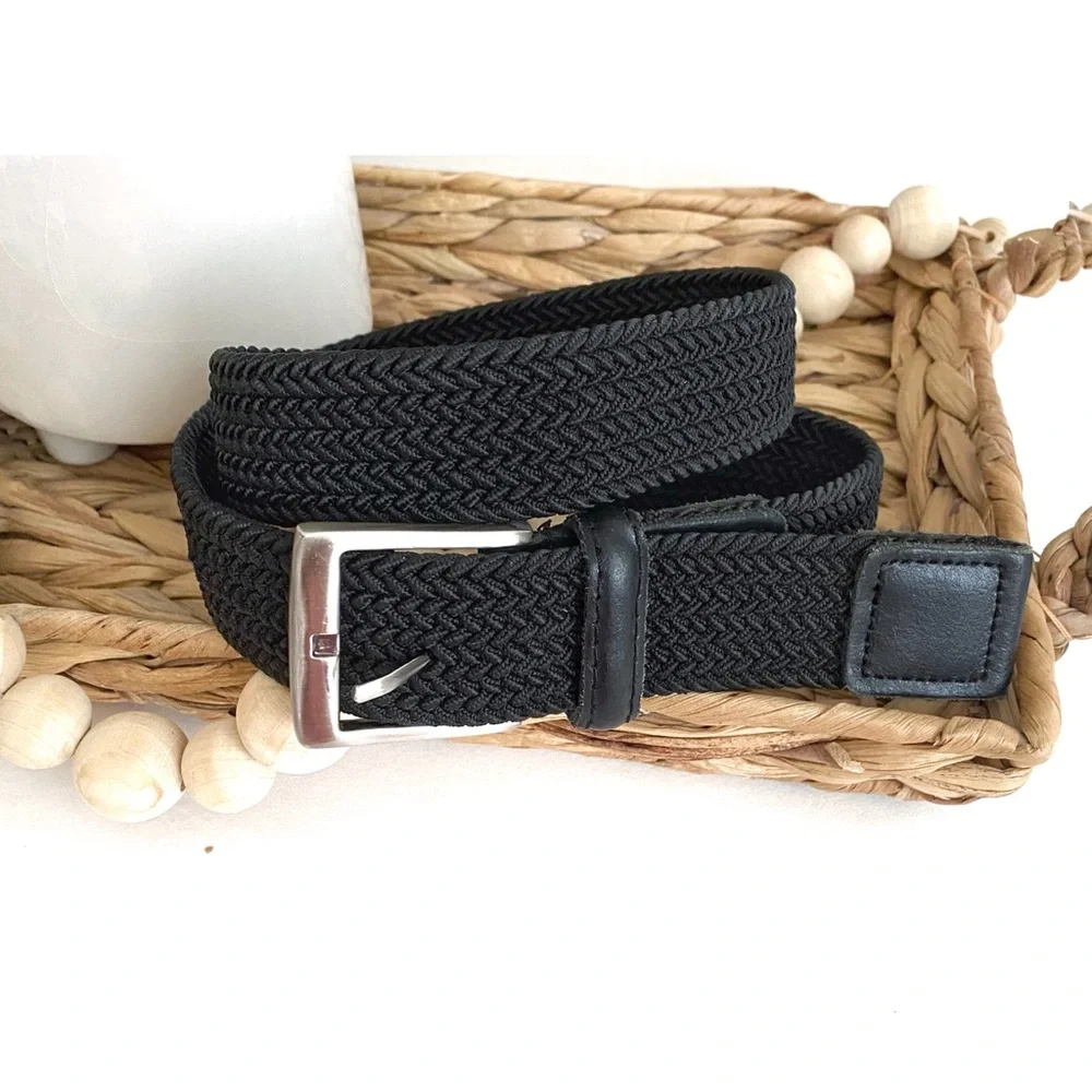 N/A black woven